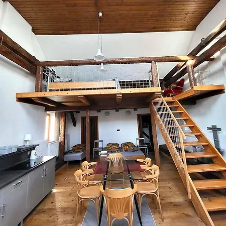 Apartman Horni Hermanuv Mestec U Chrudimi Exterior photo