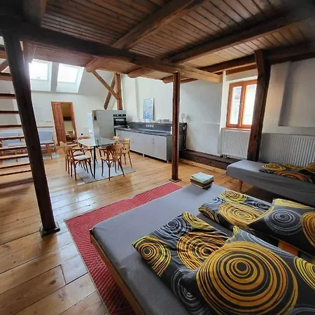 Apartman Horni Hermanuv Mestec U Chrudimi Exterior photo