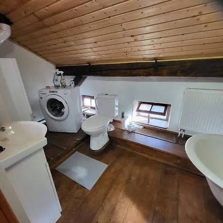 Apartman Horni Hermanuv Mestec U Chrudimi Exterior photo